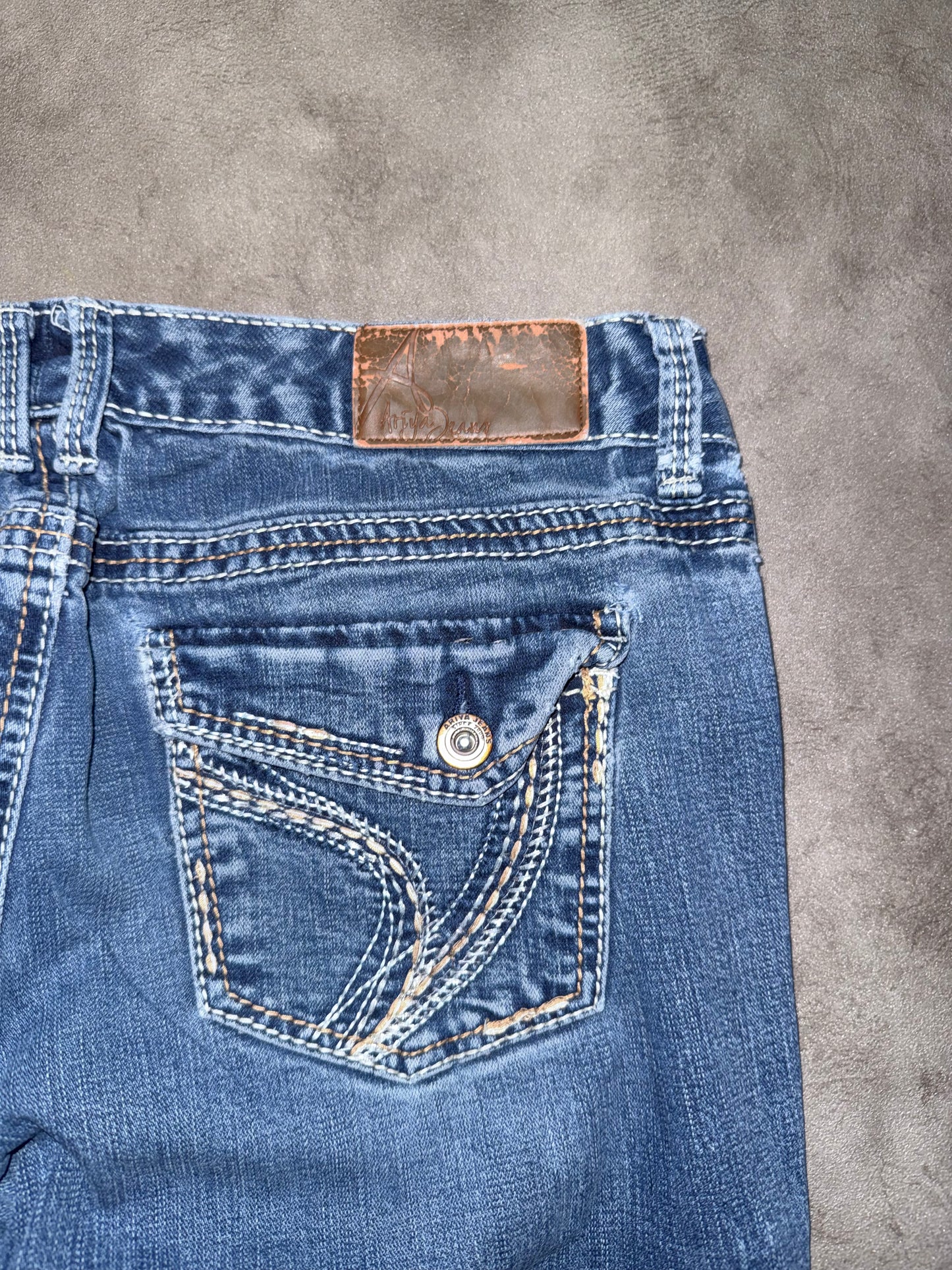 Y2K Washed Low Waist Bootcut Jeans (S-M)