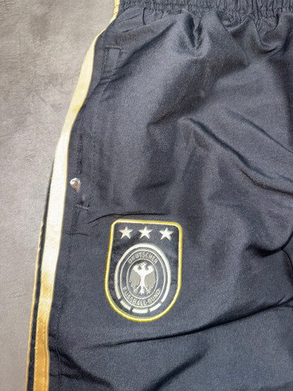 Adidas Trackpant (XS)