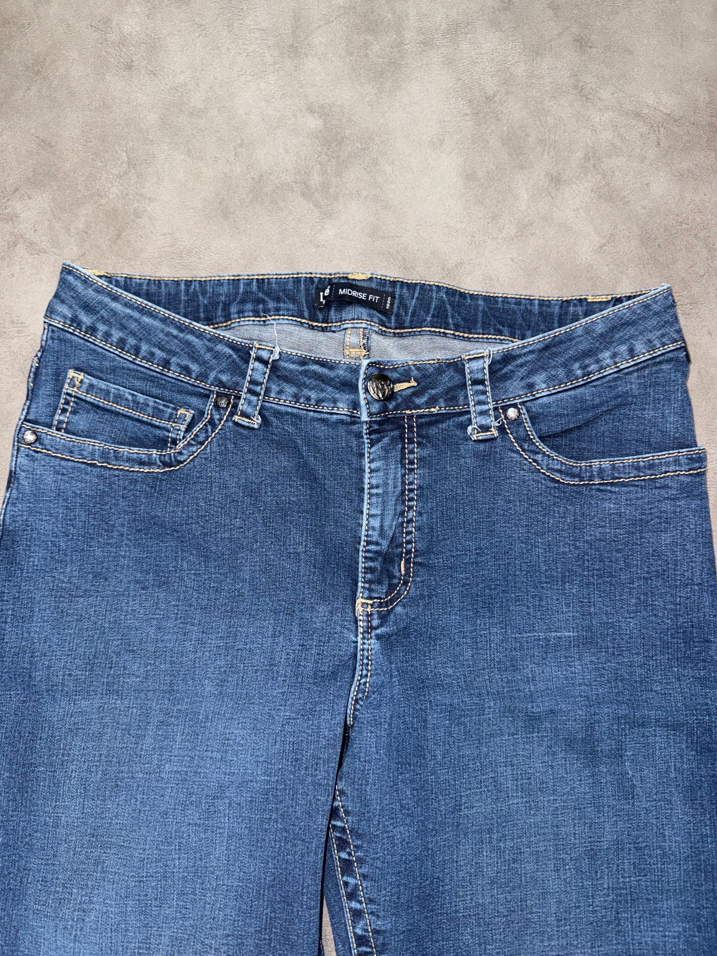Y2K Mid Waist Bootcut Jeans (M)