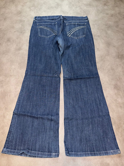 Y2K Bootcut Jeans (M)